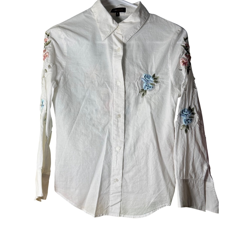 BCBGMAXAZRIA Floral Embroidered Eyelet Button Down Shirt Size 2